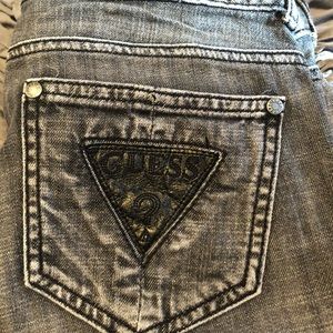 Guess skinny distressed gray size 27